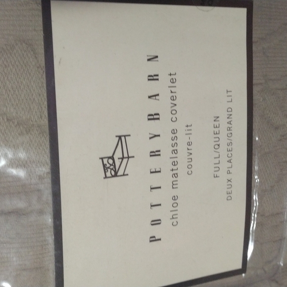 pottery Barn Chloe madelise coverlet full / Queen NWT - Picture 3 of 5